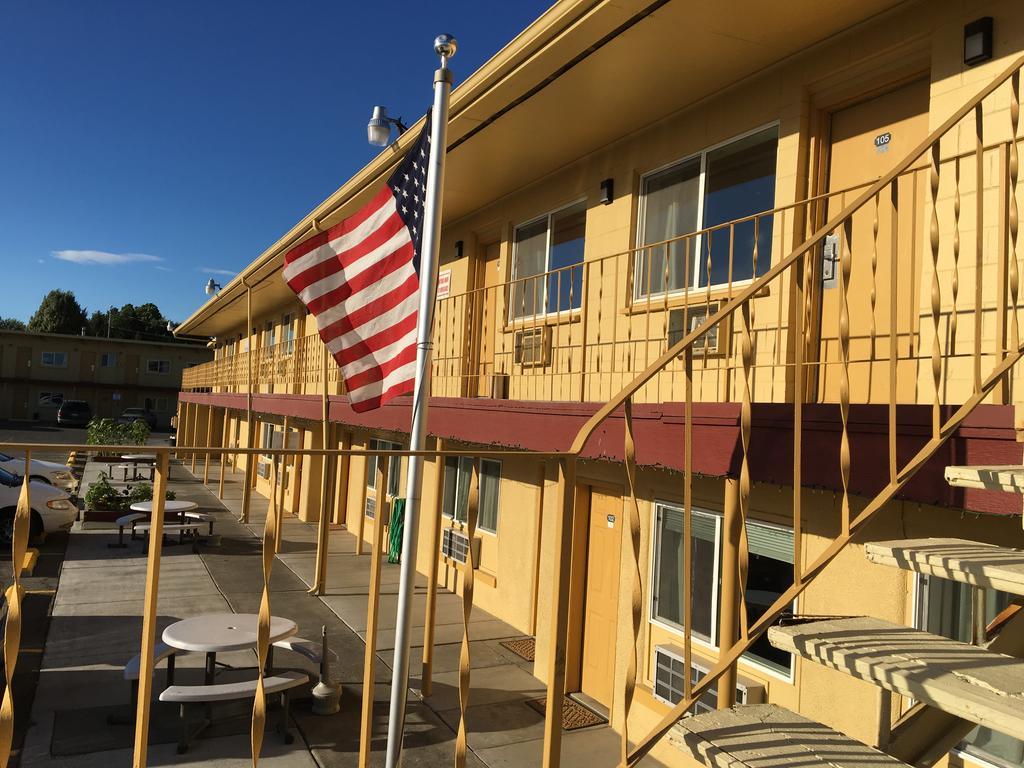 Travel Inn Sunnyside Экстерьер фото