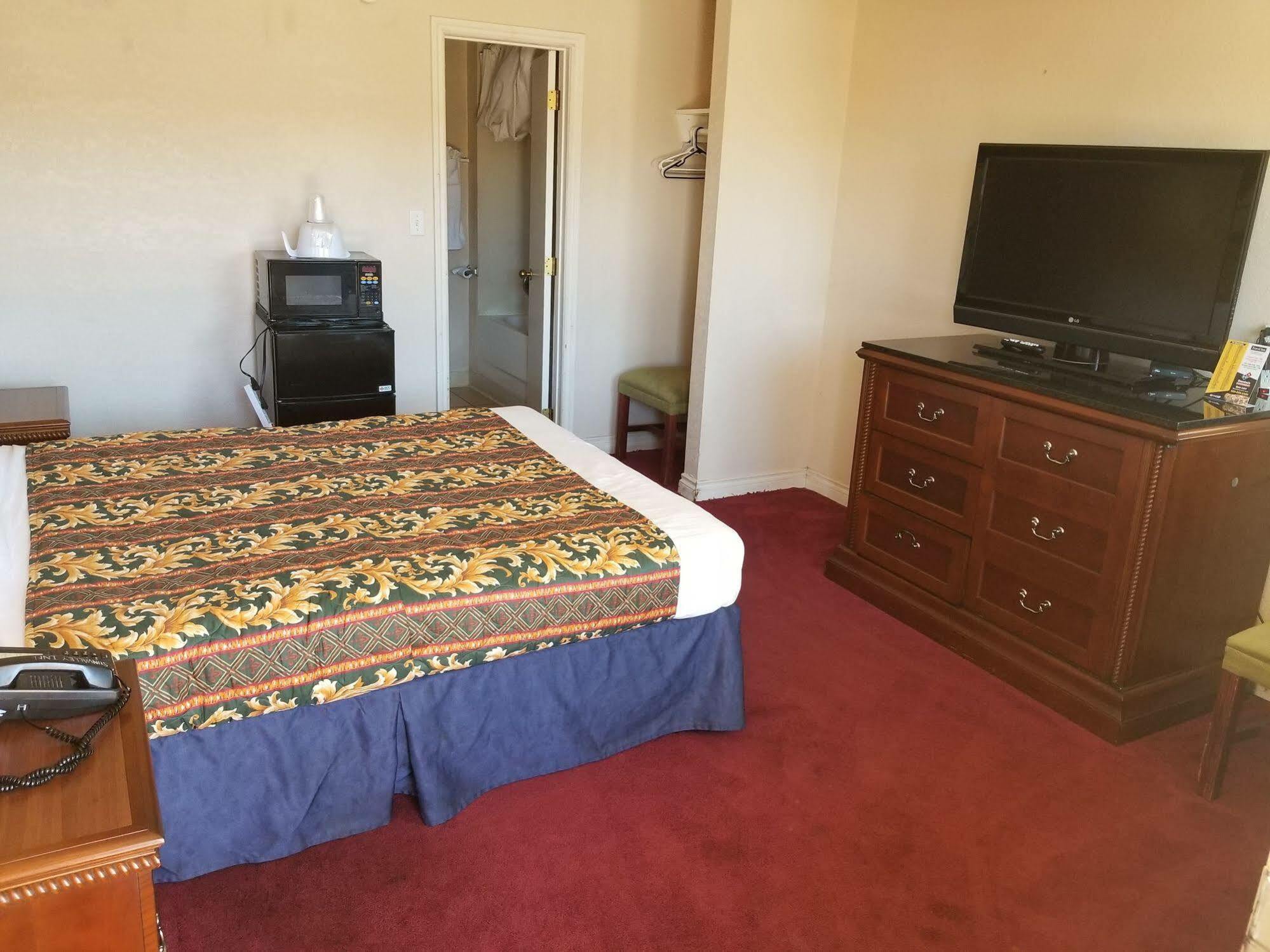 Travel Inn Sunnyside Экстерьер фото