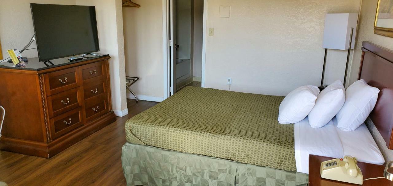 Travel Inn Sunnyside Экстерьер фото